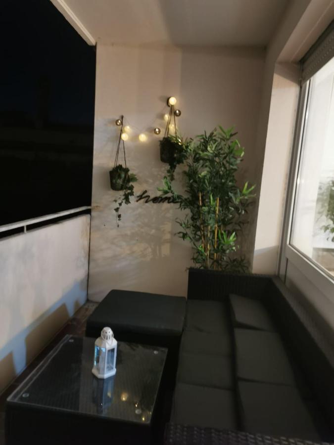 Frisch Sanierte Ferienwohnung 2 Min Vom Suedstrand - Balkon - Pay Tv Wilhelmshaven Buitenkant foto